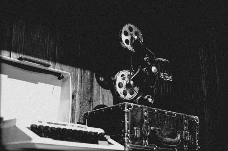 Threading the Light: The Projectionists Who Stayed When Everyone Else Walked Away